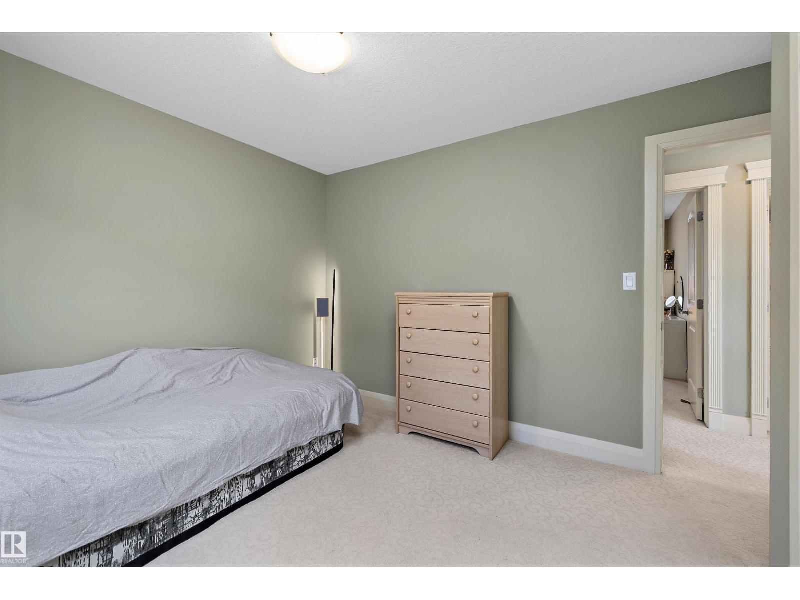 13504 163 AV NW - 35