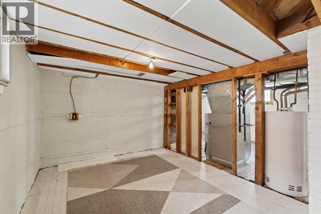 953 5 Street SE - Image 31