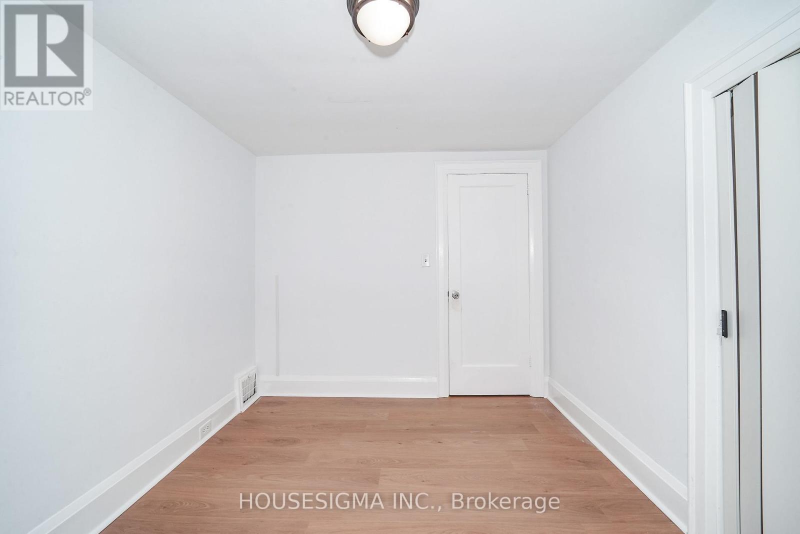 93 BROCK STREET W - 30