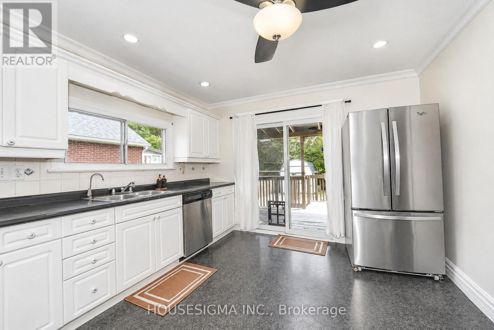 93 BROCK STREET W - 13