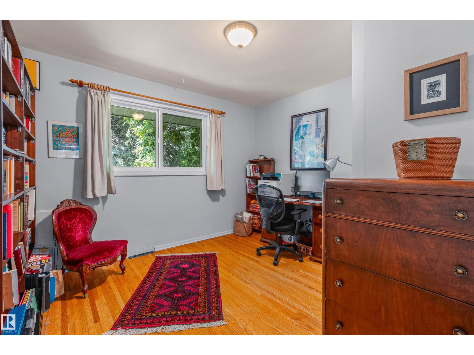 6811 101A AV NW - 13