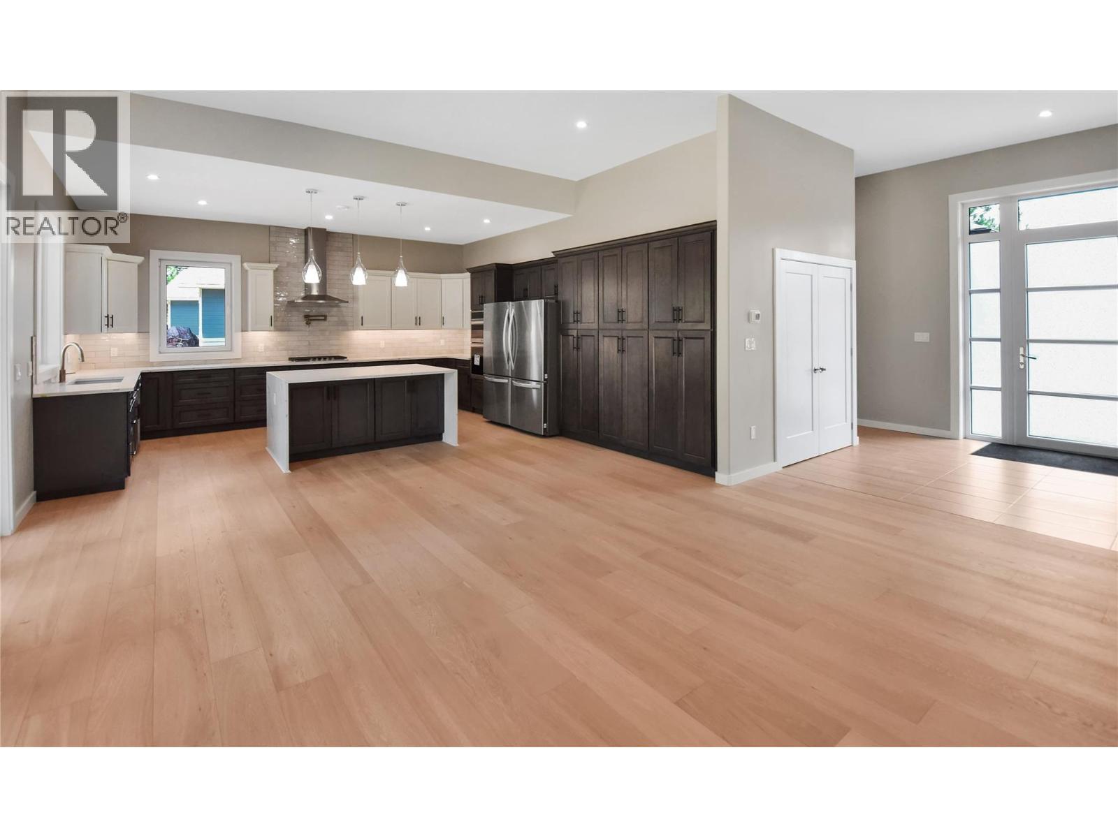 113 Corral Boulevard - 14