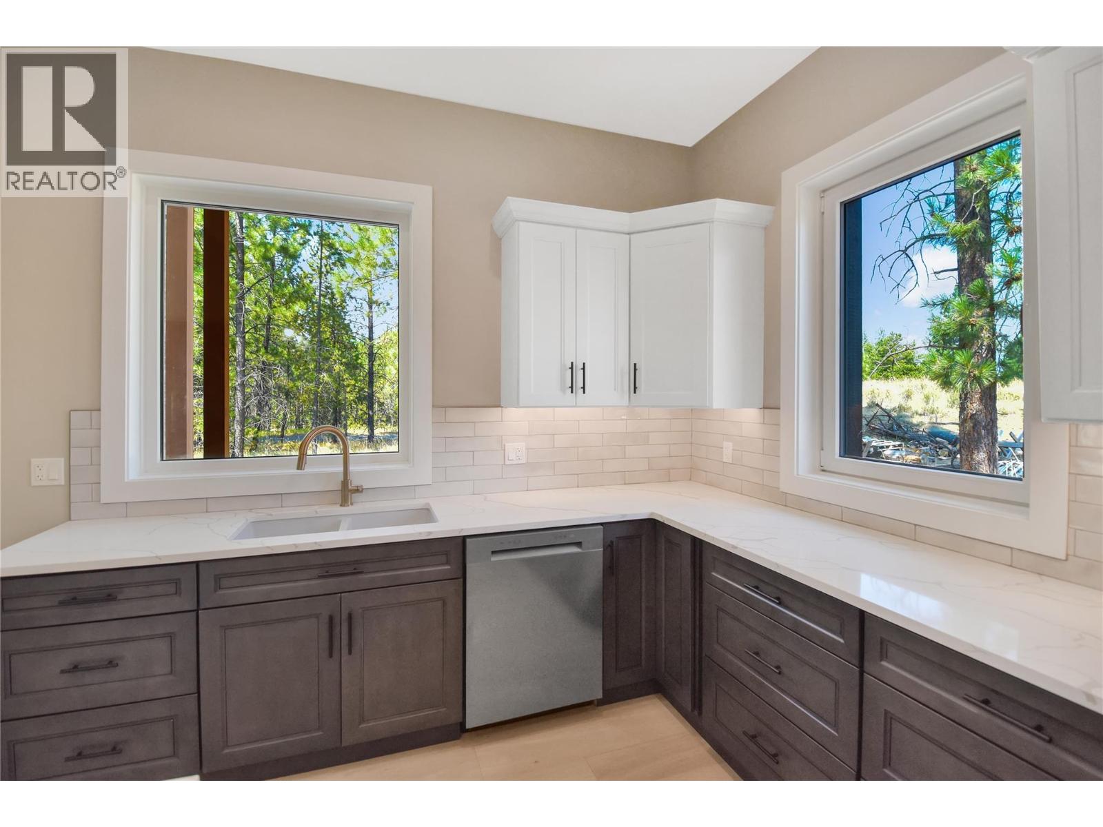 113 Corral Boulevard - Image 24