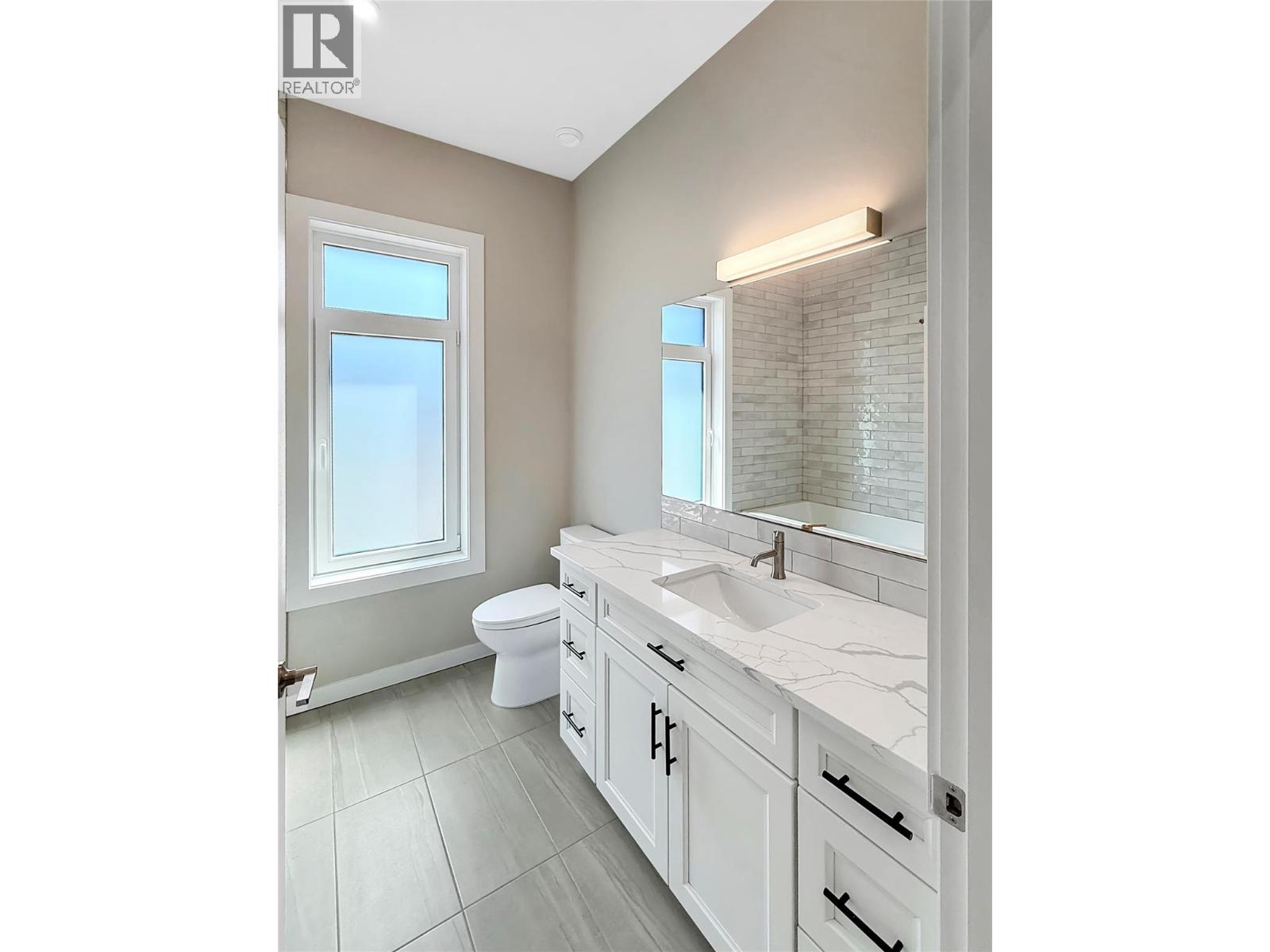 113 Corral Boulevard - 41