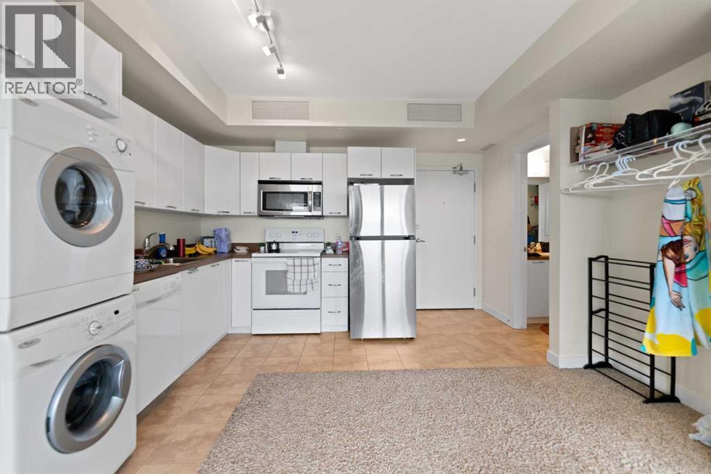#211 3830 Brentwood Road NW - 18