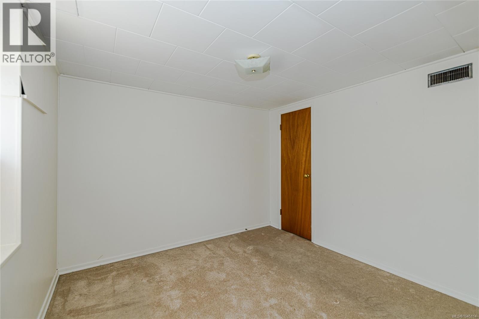 1040 Craigflower Rd - Image 18