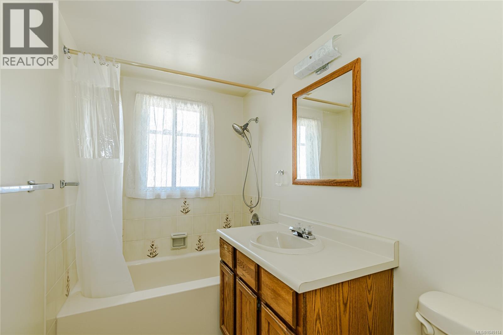 1040 Craigflower Rd - Image 16