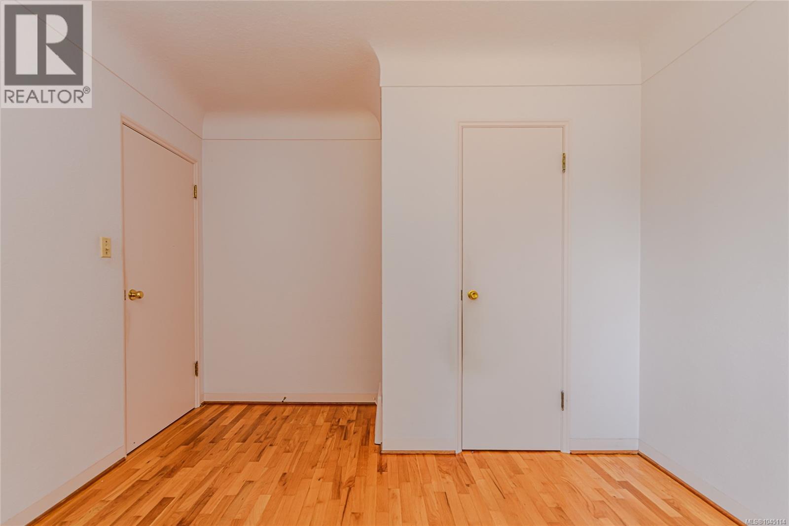 1040 Craigflower Rd - Image 15