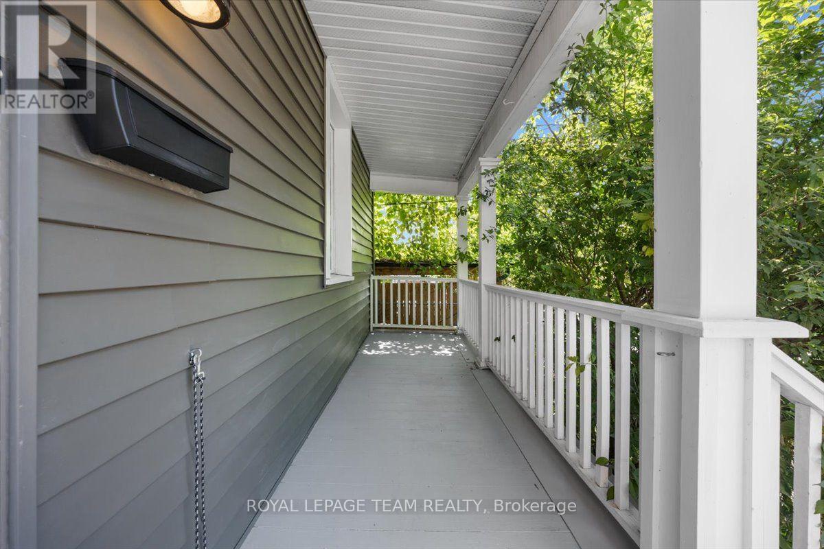 2 Bed, 2 Bath House for Sale in Ottawa – 135 UPPER LORNE PLACE, Ottawa – MLS# X13652948 - Image 42