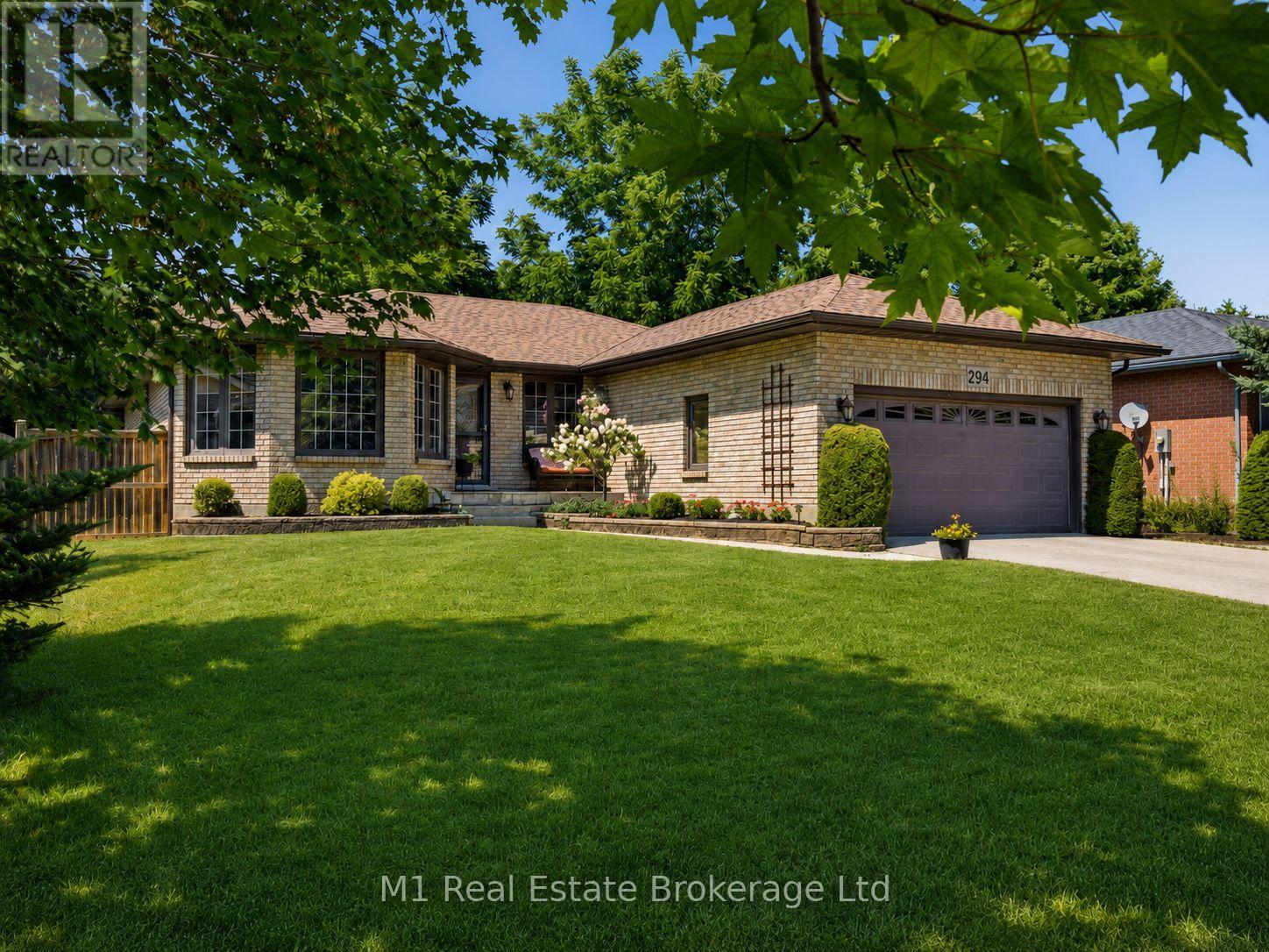 294 COLBORNE STREET - 2