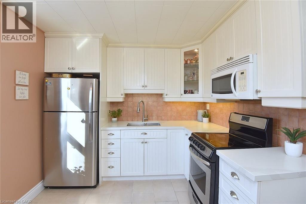 #16 1351 LAKESHORE Road - 9