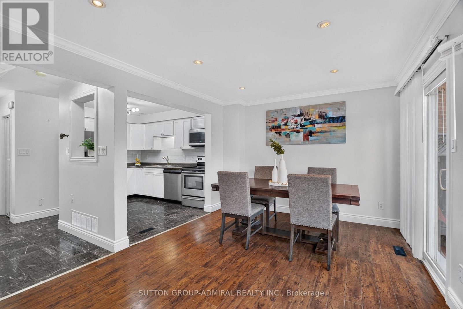 14 MULLIS CRESCENT - 17