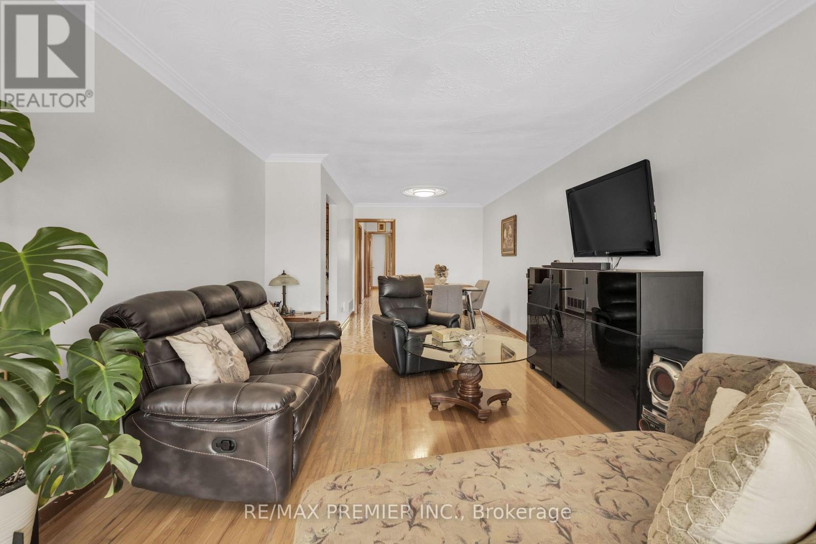 4178 DURSLEY CRESCENT - 5
