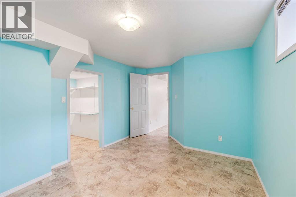 1617 23 Street - 25