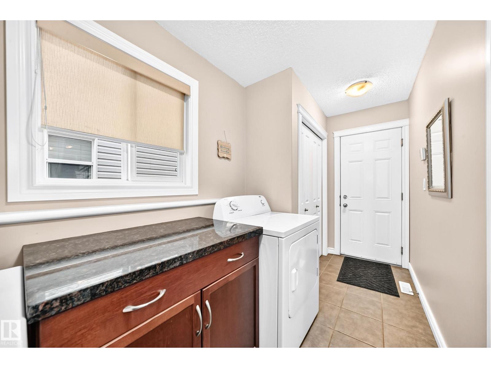 14015 146 AV NW - Image 23