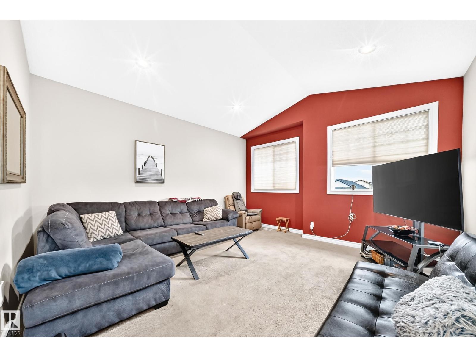 14015 146 AV NW - 38