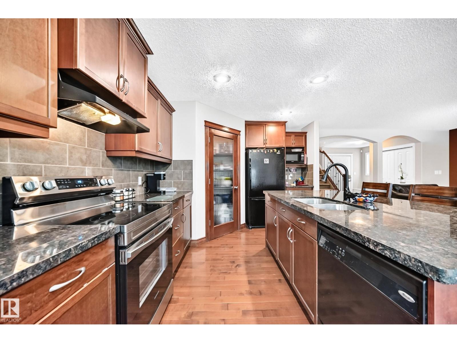 14015 146 AV NW - Image 6