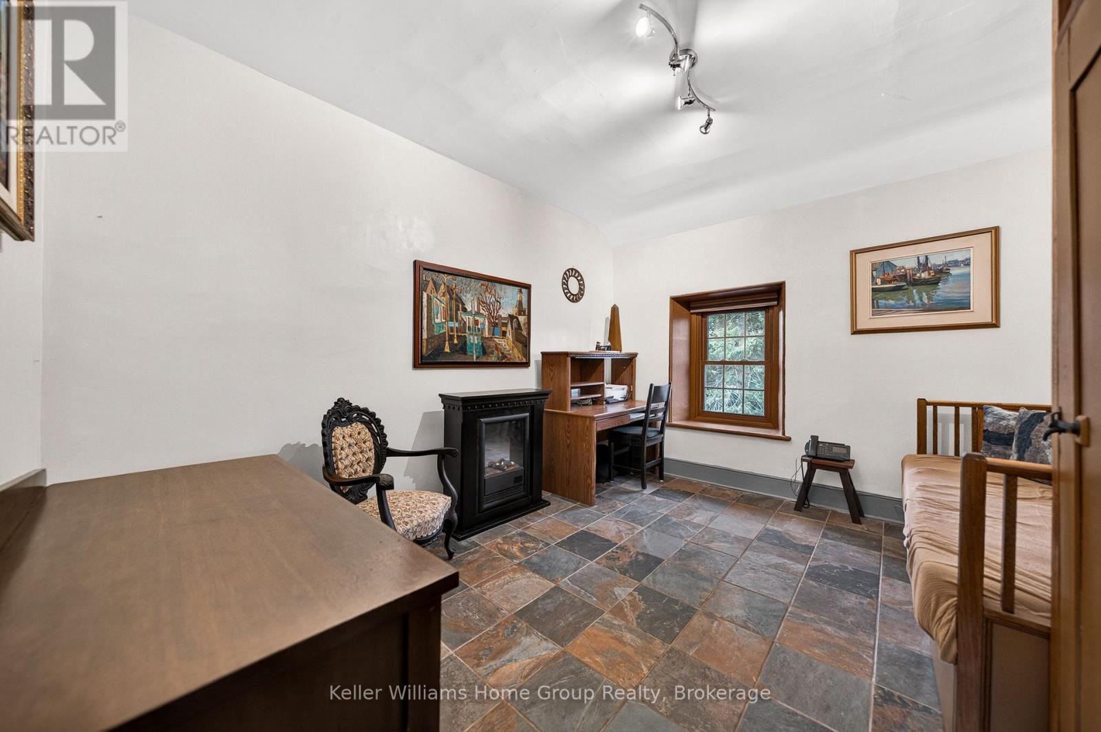 768 BON ACCORD STREET - Image 38