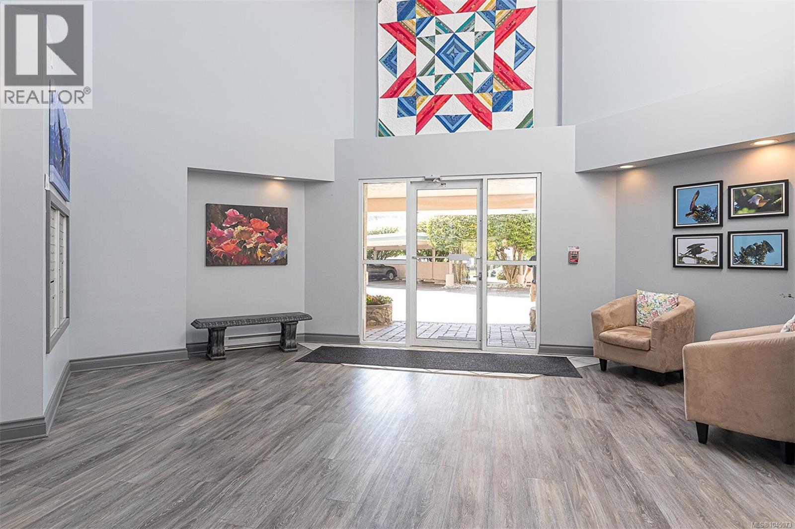 #213 4965 Vista View Cres - 8