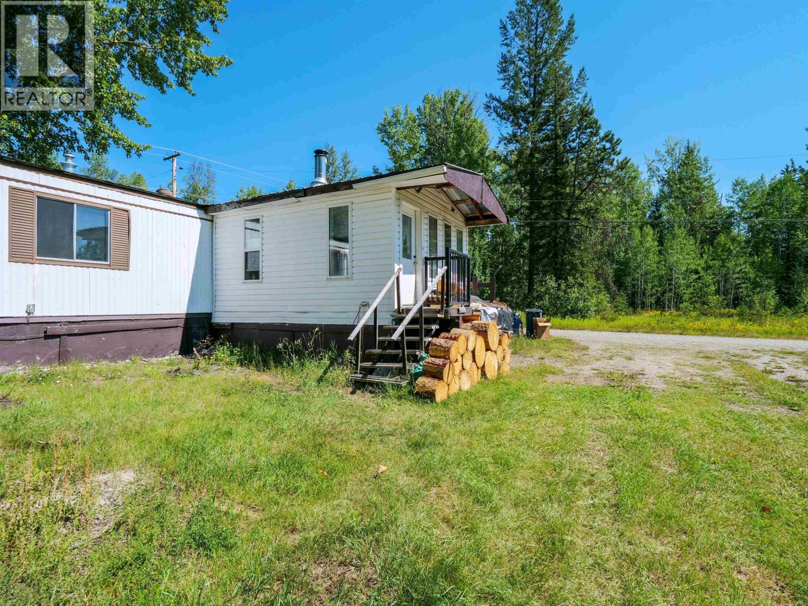 #2 325 SKYLINE ROAD - 1