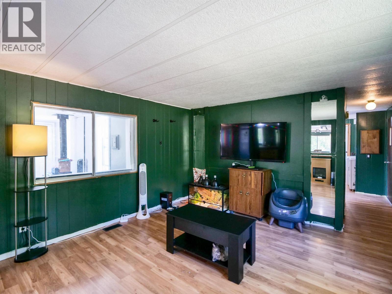 #2 325 SKYLINE ROAD - 15