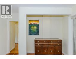 Bedroom - 129 Moss St, Victoria, BC V8V4M2 Photo 11