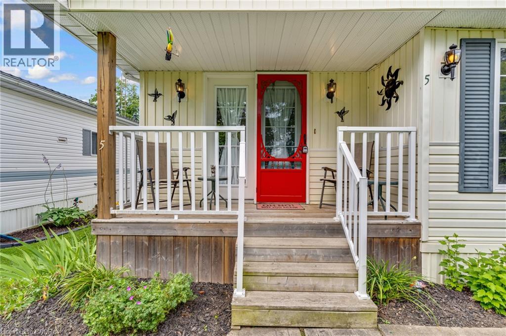 5 WILLOWDALE Road — photo 2
