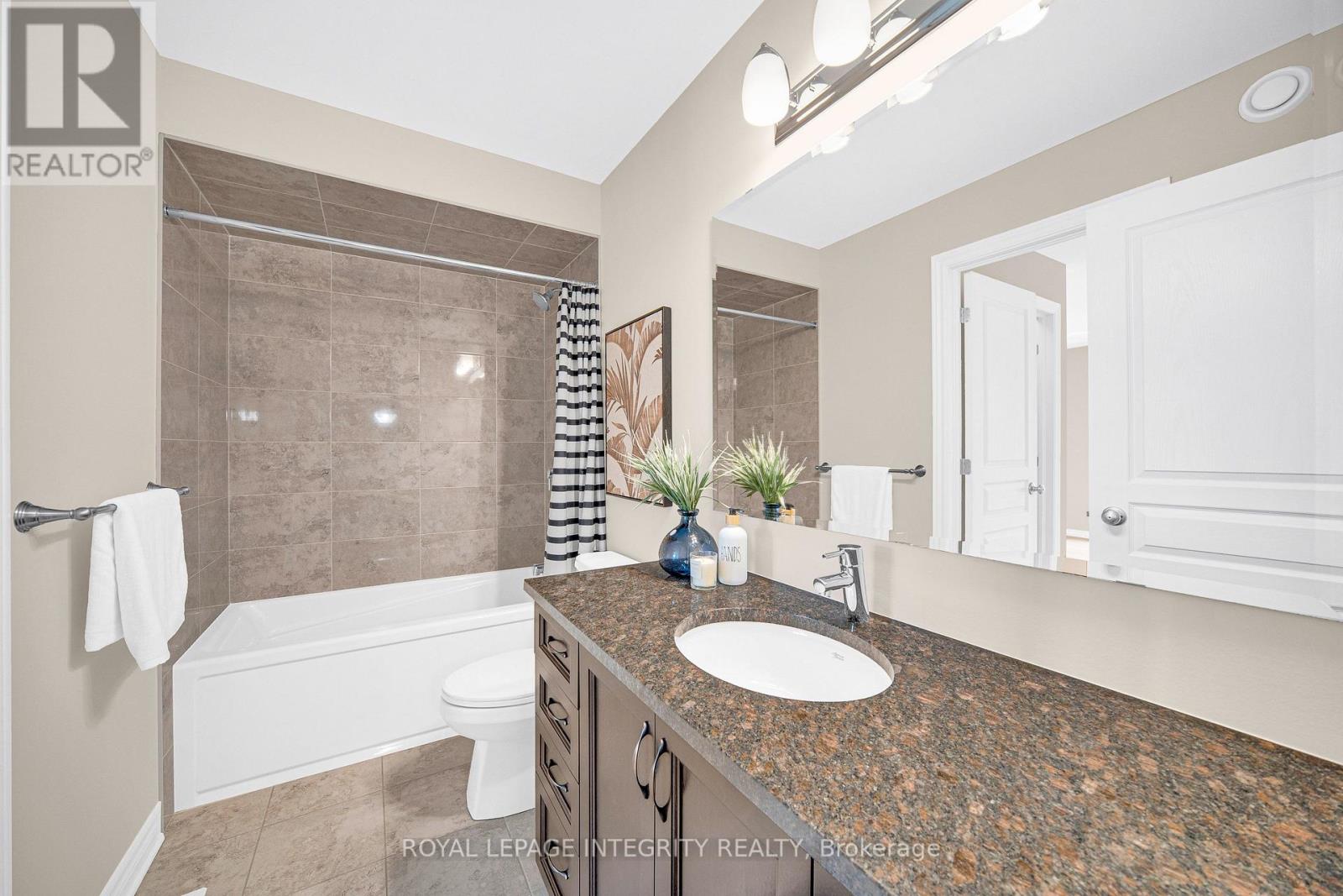 3 Bed, 3 Bath House for Sale in Ottawa – 256 DOLCE CRESCENT, Ottawa – MLS# X13652982 - Image 32