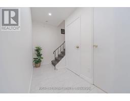 12 Lace Fern Way, Toronto, ON M2J4L9 Photo 17
