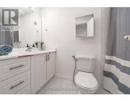 12 Lace Fern Way, Toronto, ON M2J4L9 Photo 24