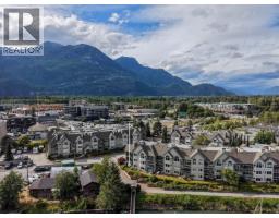110 1468 Pemberton Avenue, Squamish, BC V8B0K2 Photo 26