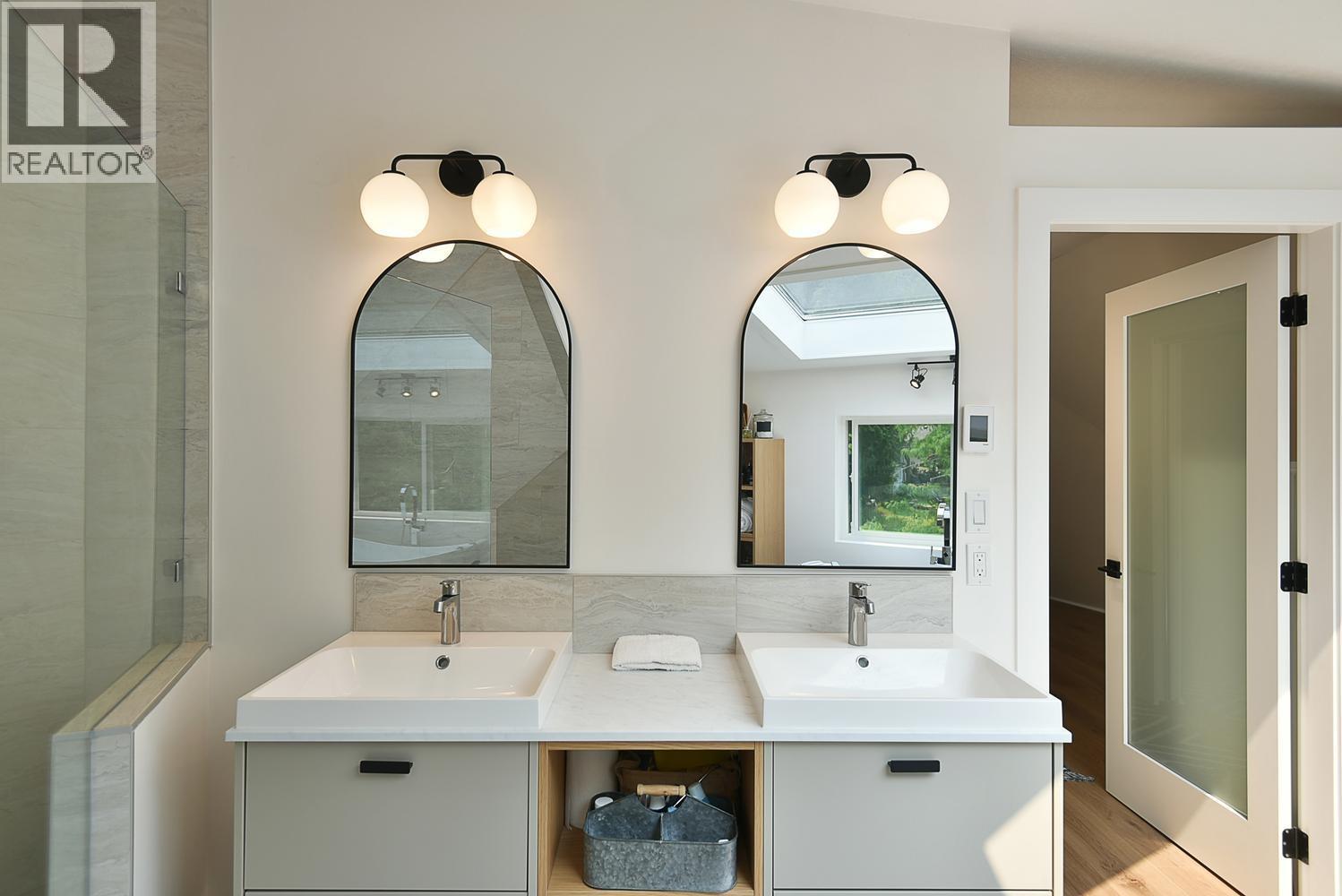 13031 NARROWS ROAD, Madeira Park
