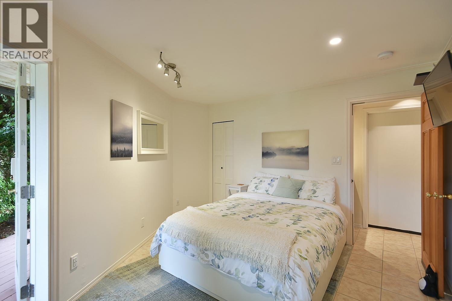 13031 NARROWS ROAD, Madeira Park