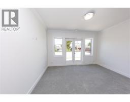 10820 Dennis Crescent, Richmond, BC V7A3S1 Photo 12