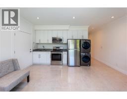 10820 Dennis Crescent, Richmond, BC V7A3S1 Photo 18
