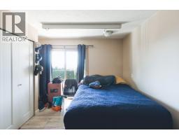 4902 Laurel Avenue, Sechelt, BC V7Z0B7 Photo 13