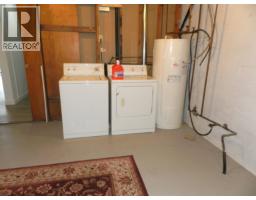 4902 Laurel Avenue, Sechelt, BC V7Z0B7 Photo 30