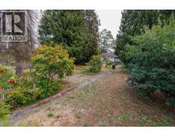 7289 Dow Avenue, Burnaby, BC V5J3X3 Photo 8