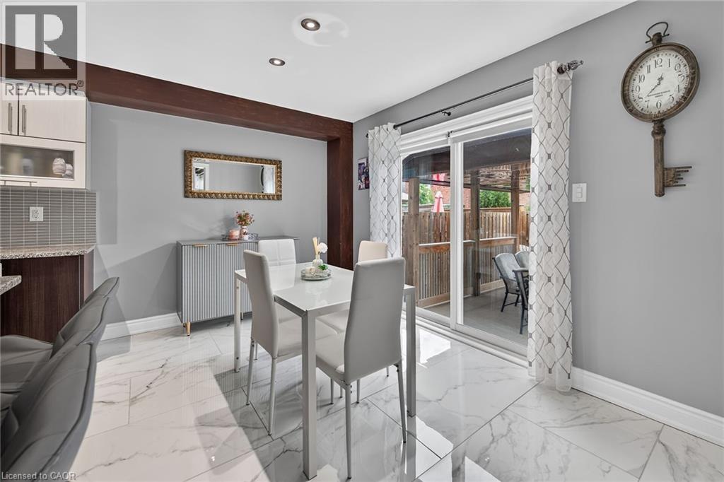 127 COOK Street - 13