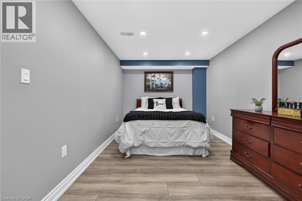127 COOK Street - 37