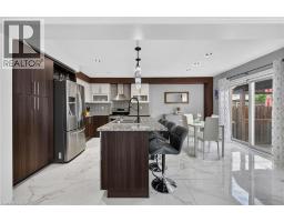 Living room - 127 Cook Street, Binbrook, ON L0R1C0 Photo 11