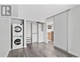 1910 - 10 Yonge Street, Toronto, ON M5E1R4 Photo 13