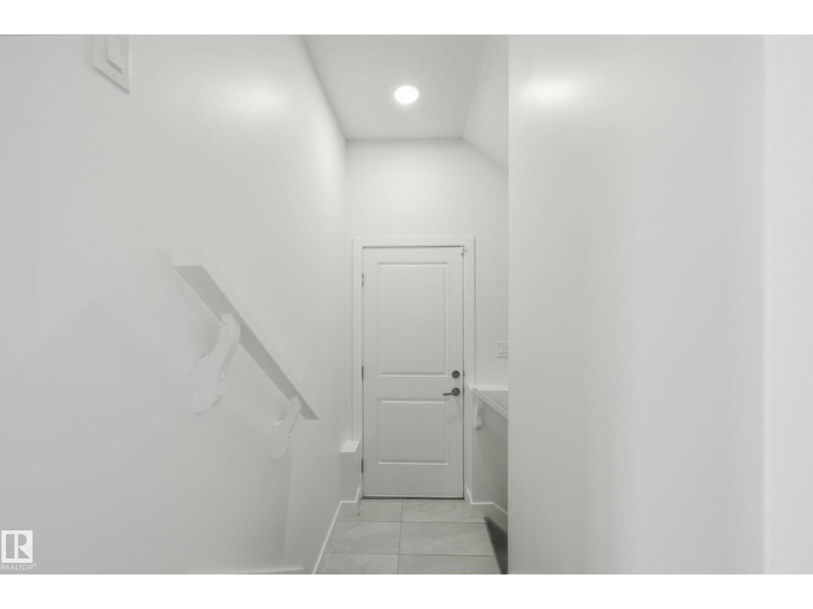 7258 CHIVERS PL SW - Image 30