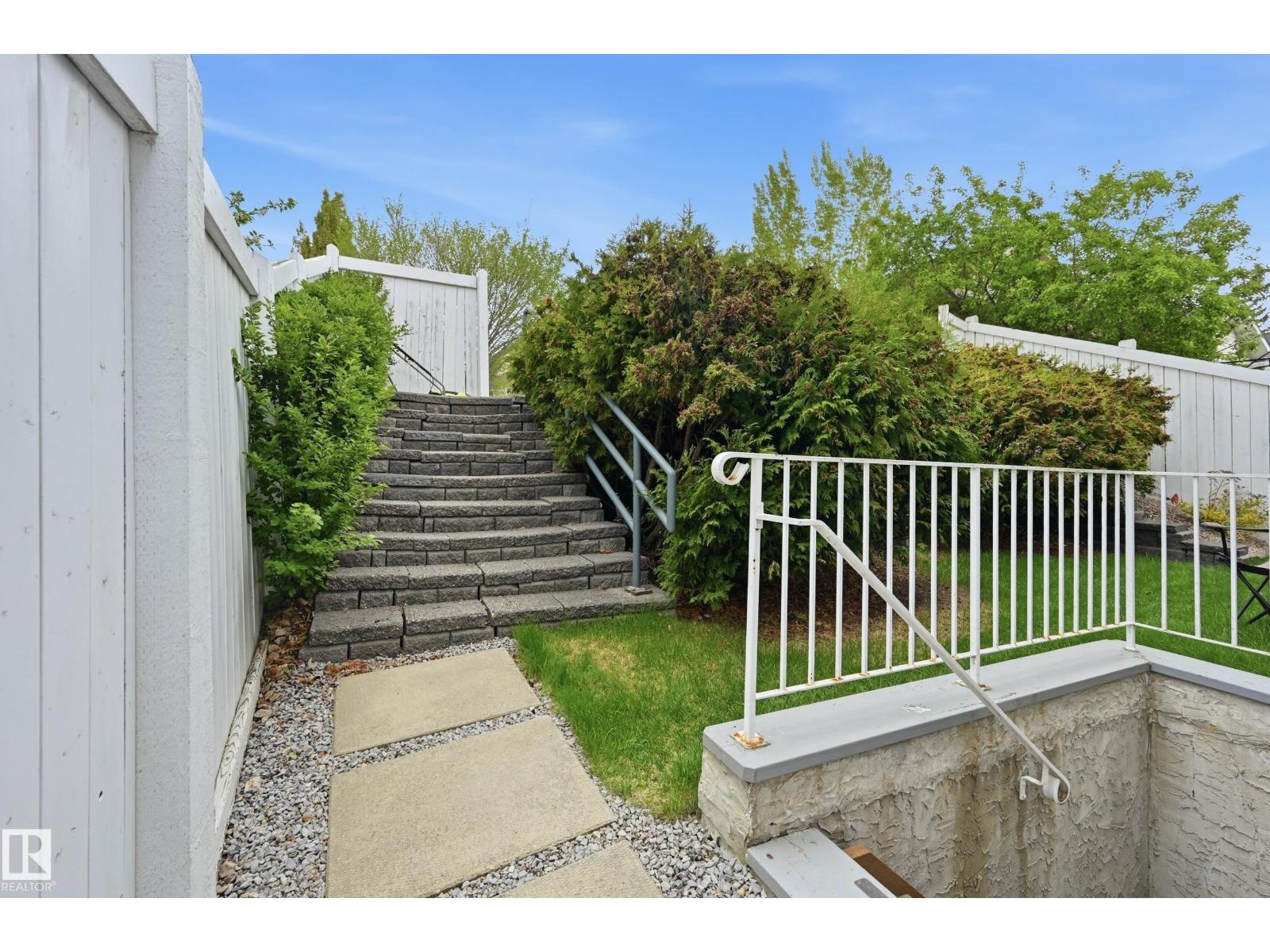 2050 TANNER WD NW - 34