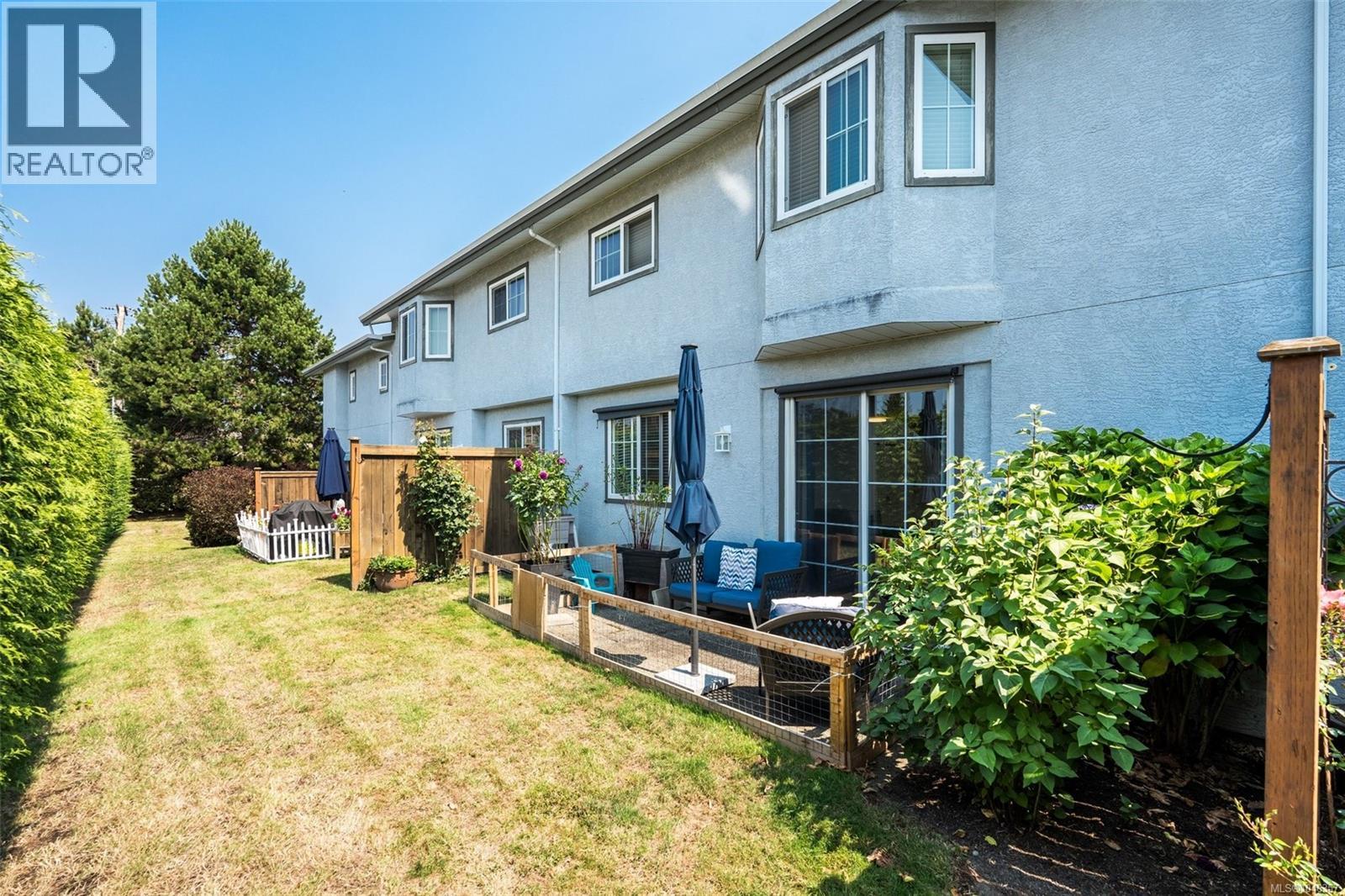 #9 2115 Amelia Ave - 13