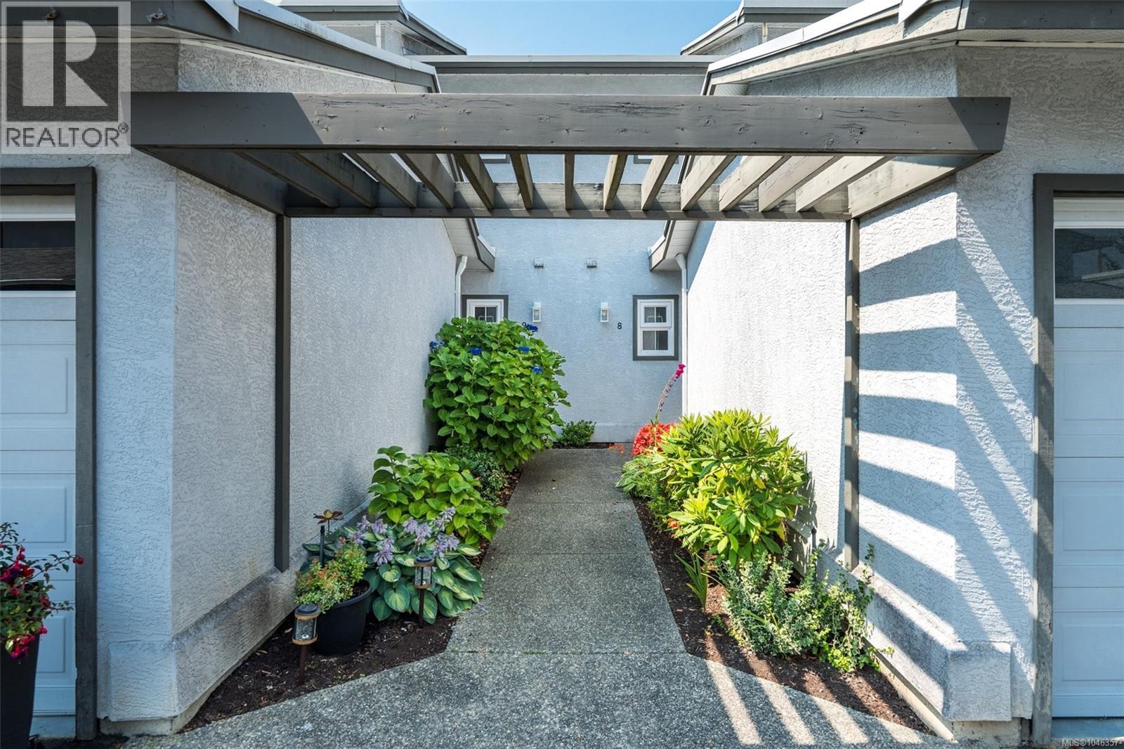 #9 2115 Amelia Ave - 2