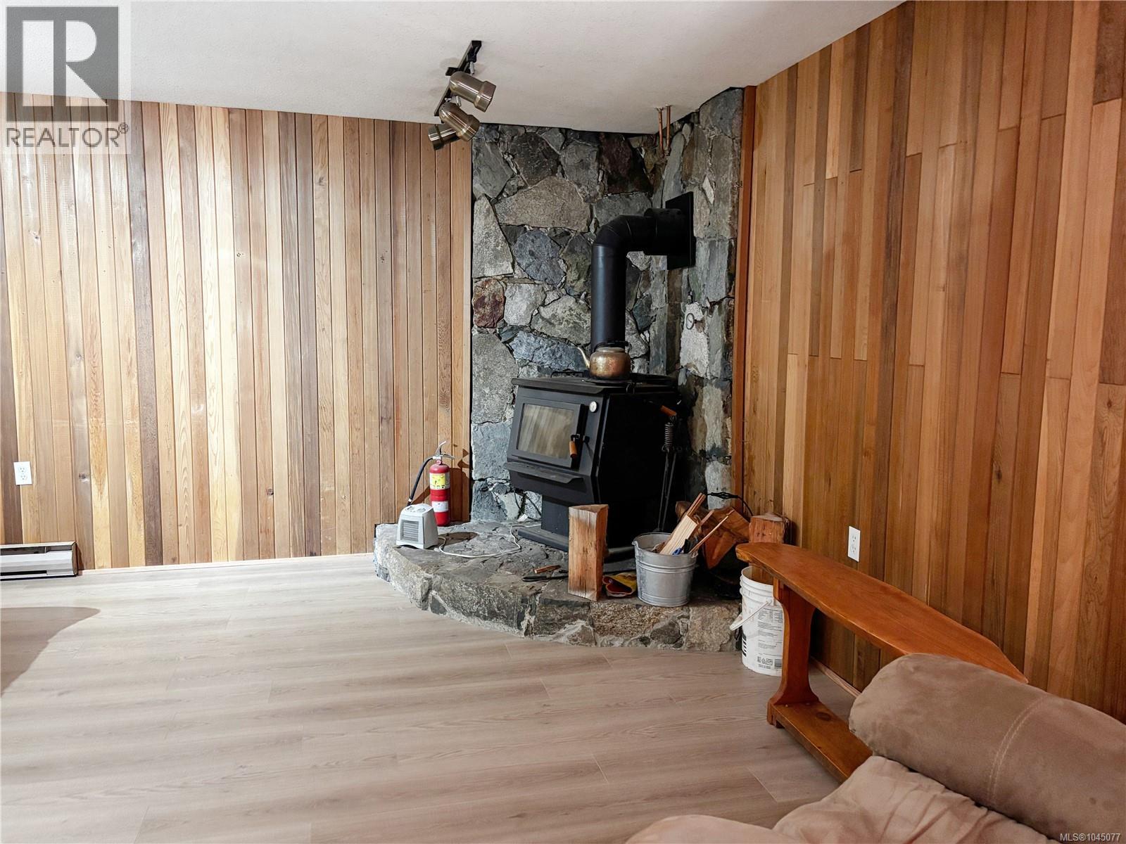 352 Nootka Dr - 18
