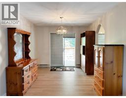 Laundry room - 352 Nootka Dr, Gold River, BC V0P1G0 Photo 6