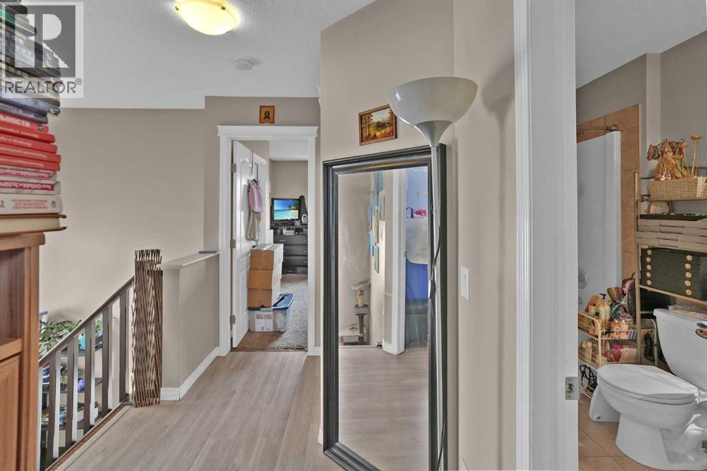 31 Walden Manor SE - 12