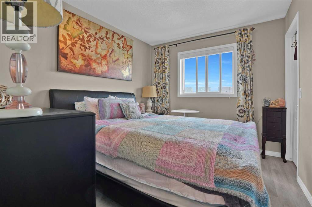 31 Walden Manor SE - 14